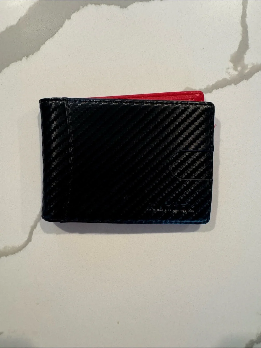 New Slim Carbon-Texture Bifold Wallet with Red Interior and money clip